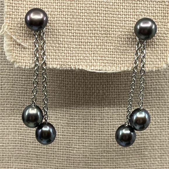 Vintage Honora Black Pearl Drop Earrings in Sterling Silver - Picture 5 of 13